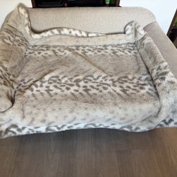 Costco Like-New Pet Couch Sofa 