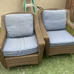 Whicker Patio Swivel Chair 