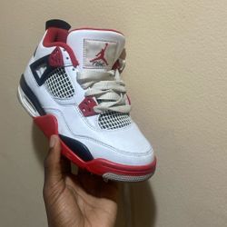 Jordan 4