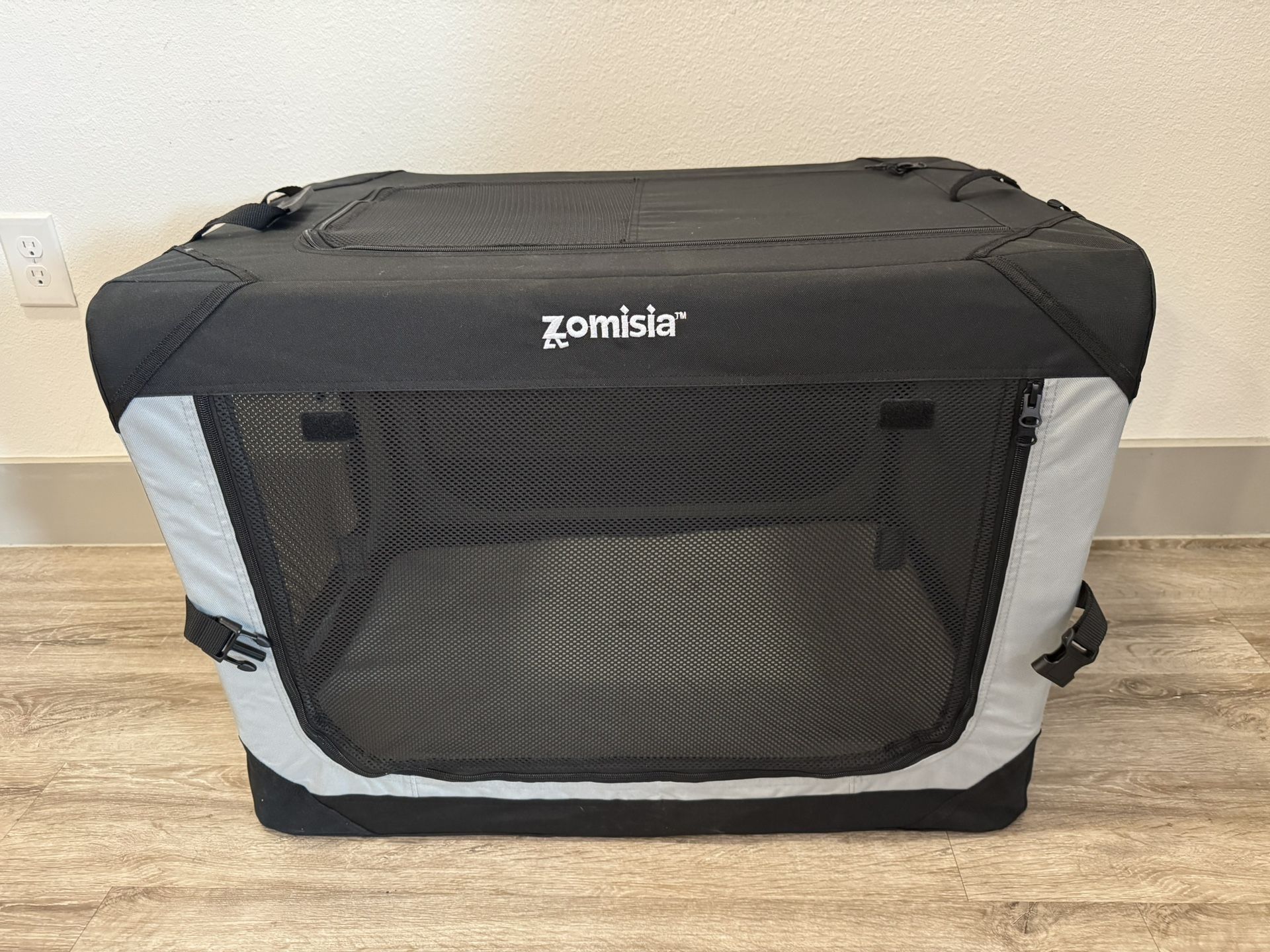 Medium Collapsible Dog Crate