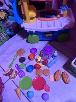 Kid play pretend food cart