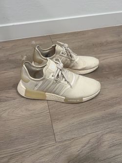 Adidas NMD R1 Trainers