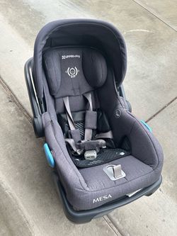 Uppababy Mesa Baby car seat