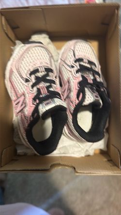 Toddler shoes