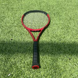 Wilson Clash V2 Tennis Racket 