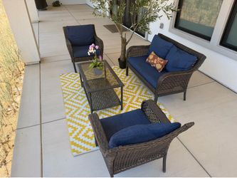 Five piece outdoor wicker, Patio set
