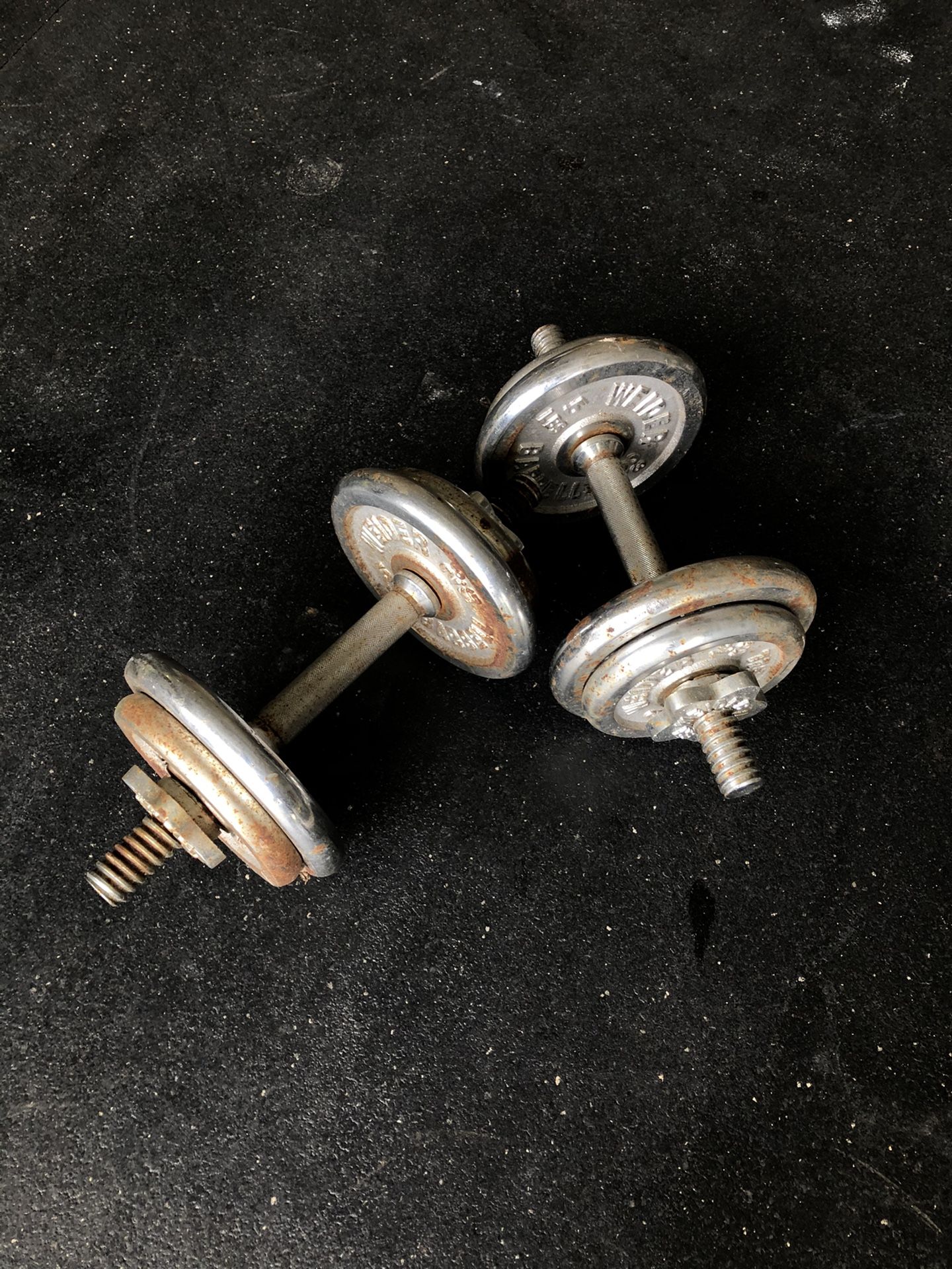 40lb Adjustable Dumbbells!