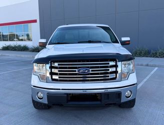 Ford F-150 Pickup Truck