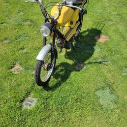 Batavus Moped