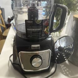  Bella Pro Series 8-Cup Food Processor (500-watt) 👍