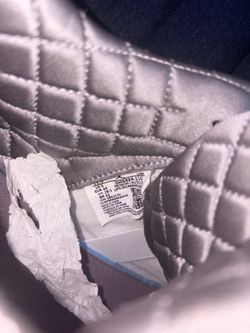 Air Jordan 3 a ma maniere raised by women