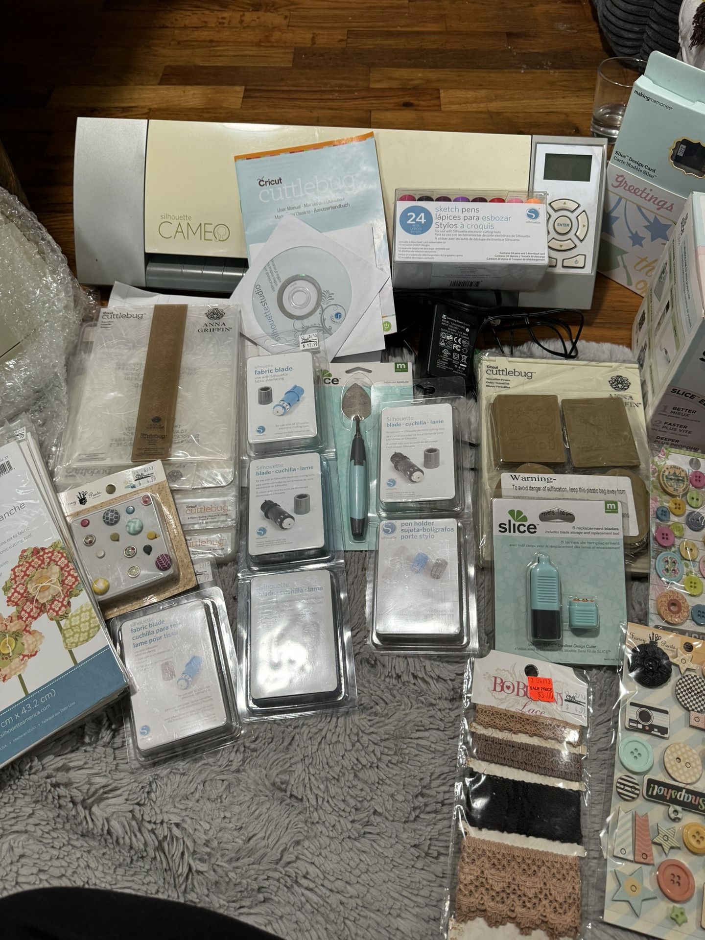 Silhouette Cameo/Cricuts Cutter