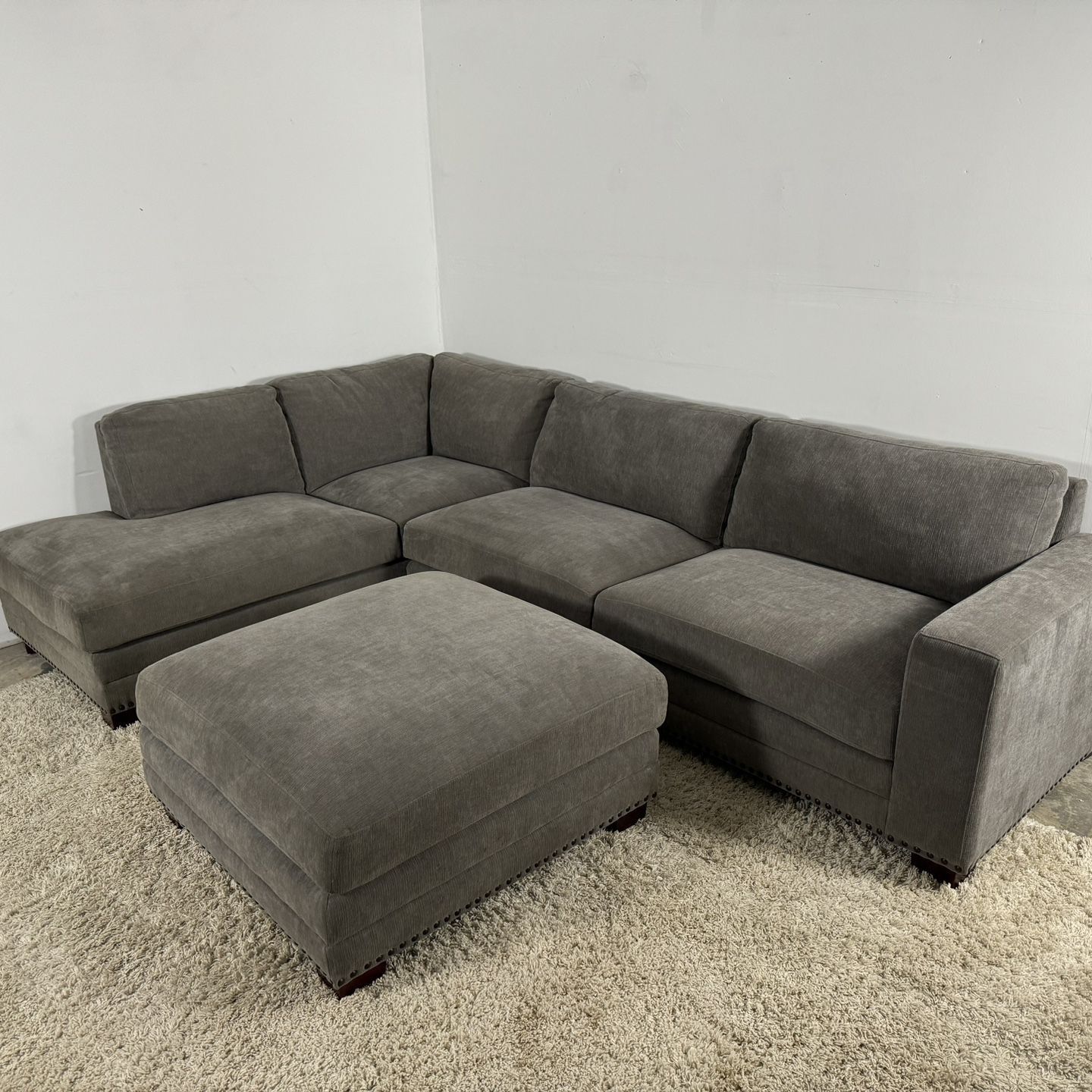 Couch Sectional Sofa (Delivery Is Available)🚚