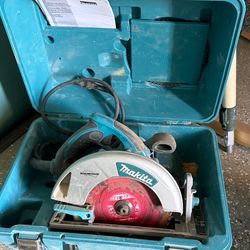 Makita Circular Saw (Corded) w/ Case – Magnesium