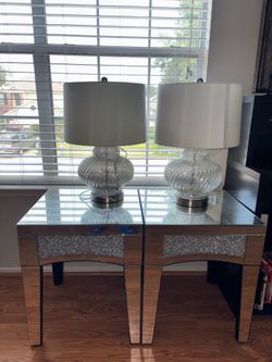 2 intables + 2 lamps