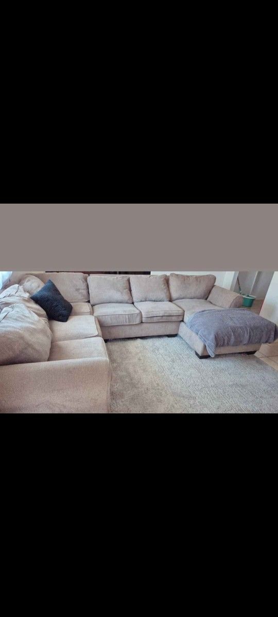Sectional Couch