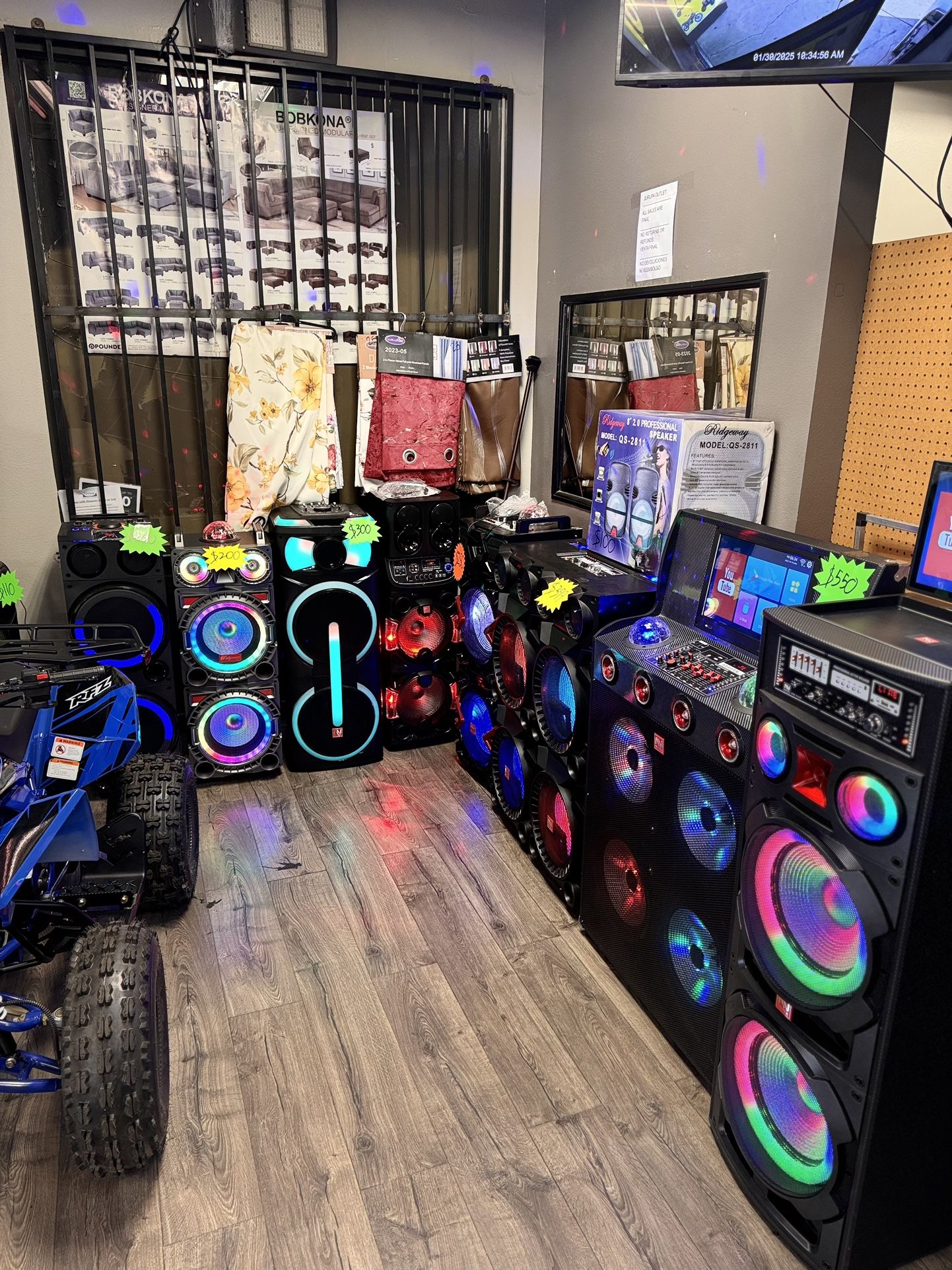 Bluetooth Speakers (Take It Home In Payments/ llévatelo a casa en pagos)