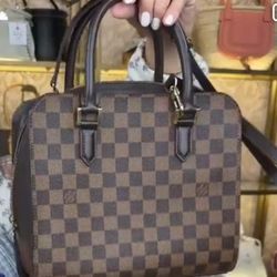 ☆LOUIS VUITTON TRIONA☆