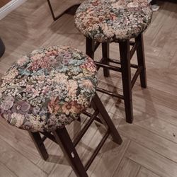 2 Mini Bar Stools