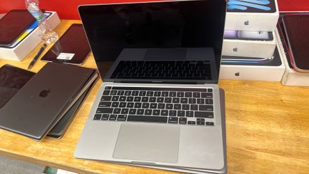 MacBook Pro 13 inch 2020