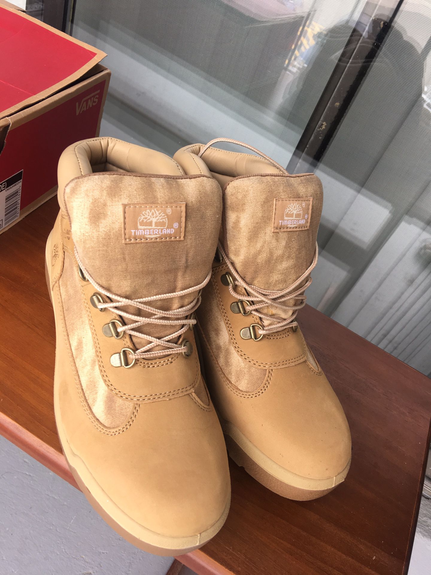 Timberland ghost field boots
