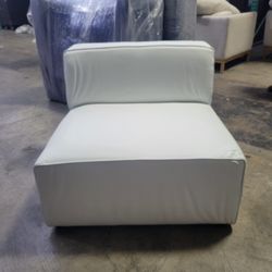 Vegan leather sectional sofa chair - white
