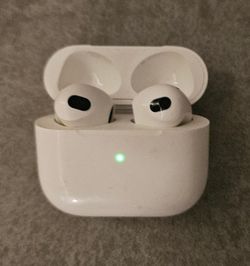 Apple AirPods 3rd Generation Earbuds