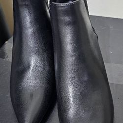 Black, Kitten Heel, Ankle Boots Size 7.5