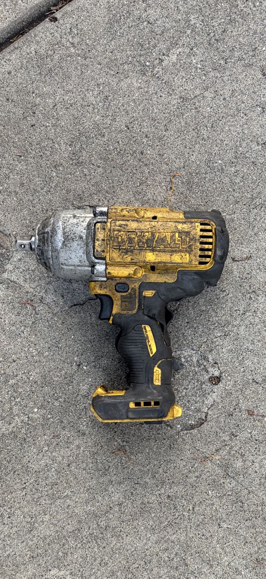 Used Dewalt  1/2” Impact Wrench  20v Needs Help Was Working No Battery As Is $110 Firm  