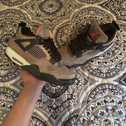 Jordan 4 Taupe Haze
