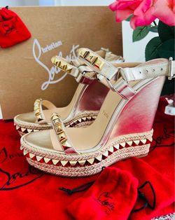 Exclusive New in box Christian Louboutin shoes Original