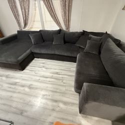 Sectional with Chaise