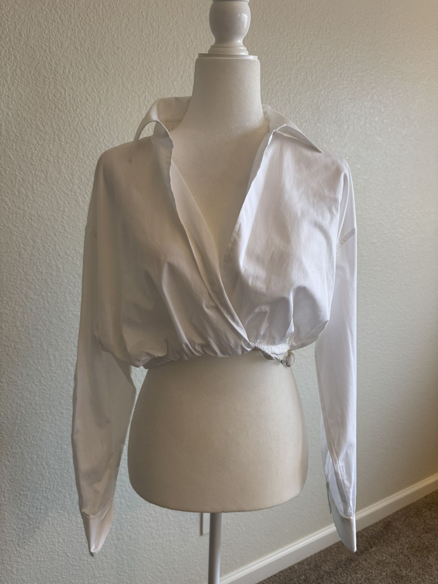 New Zara Cropped Long Sleeve Blouse Size M