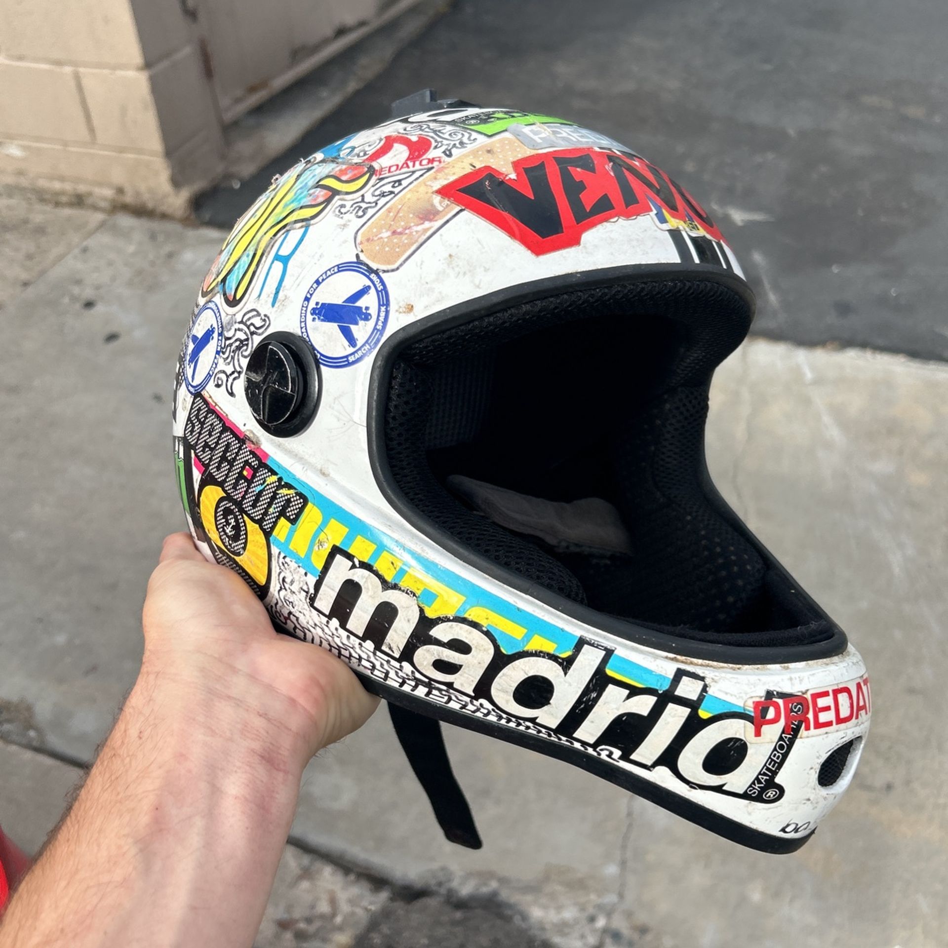 Full Face Predator Longboard / Motorcycle/ Bicycle Helmet