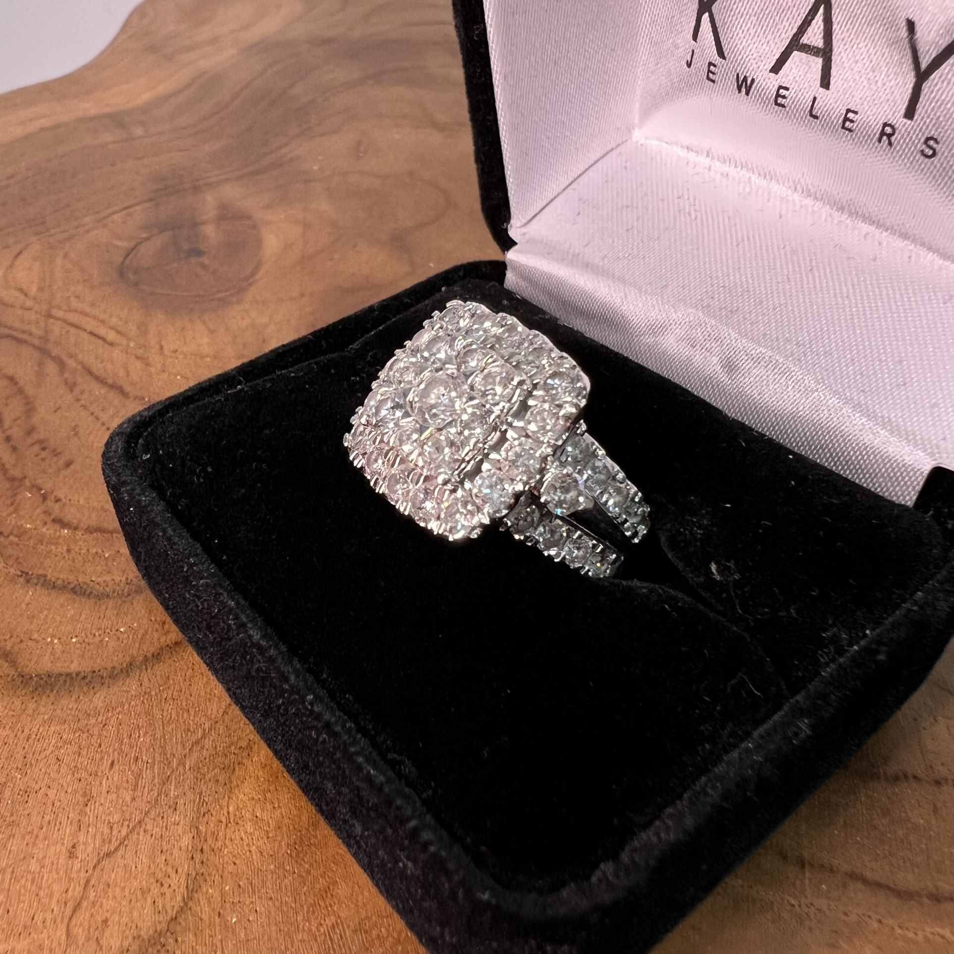 Diamond Engagement Ring 3 ct tw Round-cut 10K White Gold Size 5.5