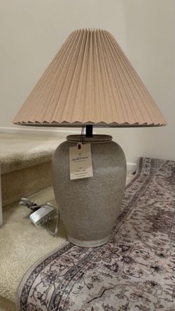 Table lamp