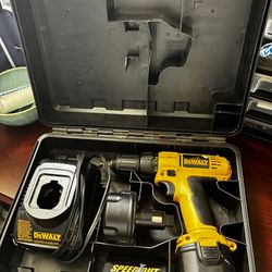 Dewalt Drill 9.6V DC750
