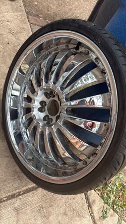 tire & wheel