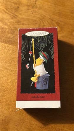Vintage 1993 Hallmark Ornament “Fills the Bill”