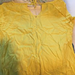 nice yellow dress Shirt size m made in Vietnam