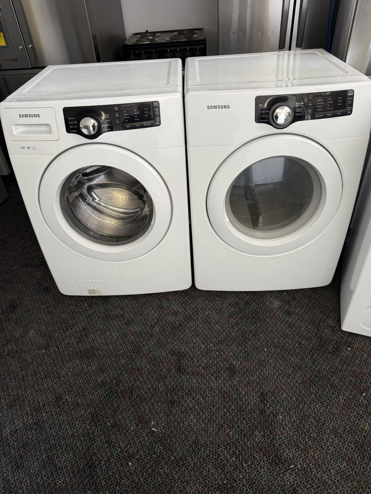 Samsung HE Large Capacity Washer And Gas Dryer 