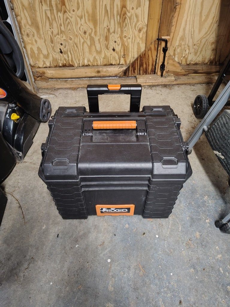 Ridgid Roller Tool Chest