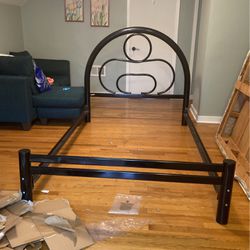 Full Size Bed (Frame) 