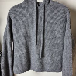 L size. Women's sweaters