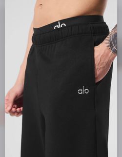 Alo Black Straight Leg Sweat Pant Size Medium NWT