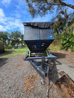 Trailer 7x14 "2021" obviously used, but still functional, no Leaks needs floor only, clean title in hand ✋️ READ Description FIRST, LEA PRIMERO.