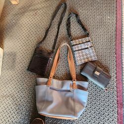 4 piece ladies purse items