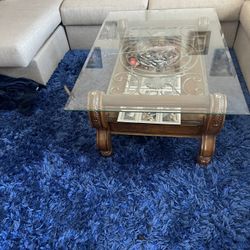 $200OBO Nice End(2) Round And Coffee Tables 