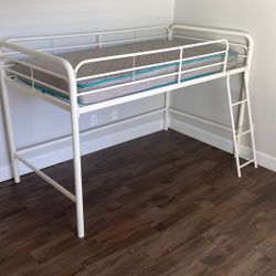Twin Size Kids Bunk Bed With Mattress