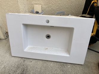 White Ceramic Bathroom Sink